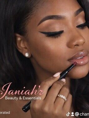 Lip liner